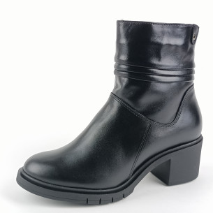 Dámské kotníkové boty Bartoň 24-2553 černé