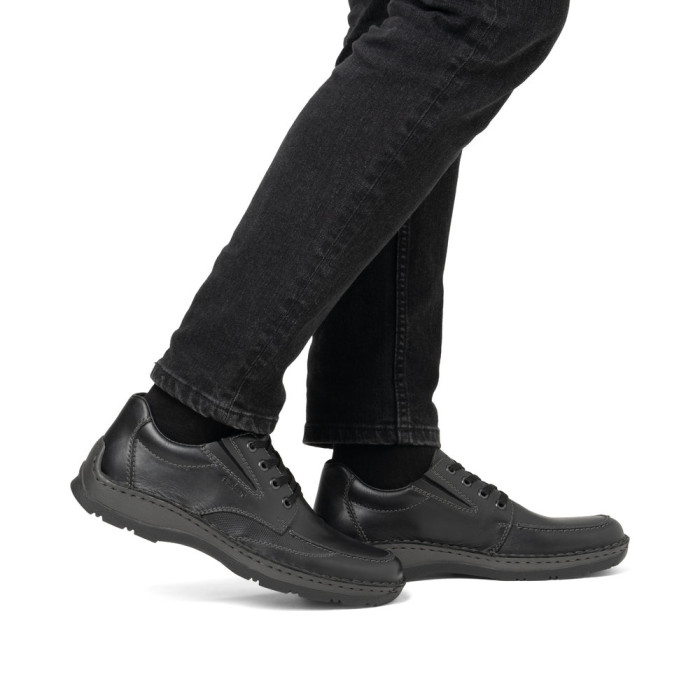 detail Pánské polobotky Rieker 05315-00 černé