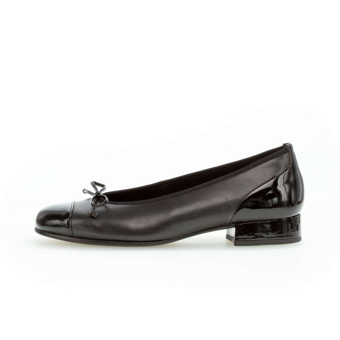 detail Dámské baleríny Gabor 06.102.67 černé