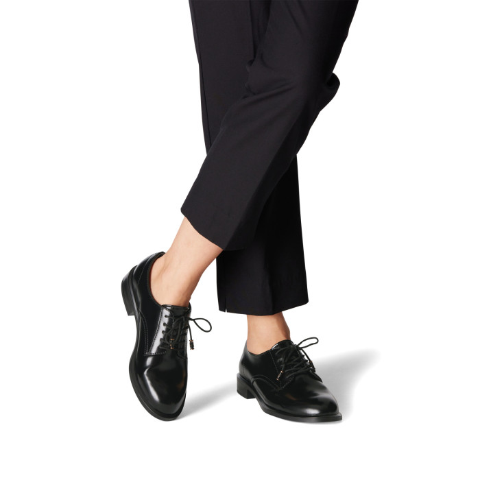 detail Dámské polobotky Tamaris 1-23315-43 020 Černé