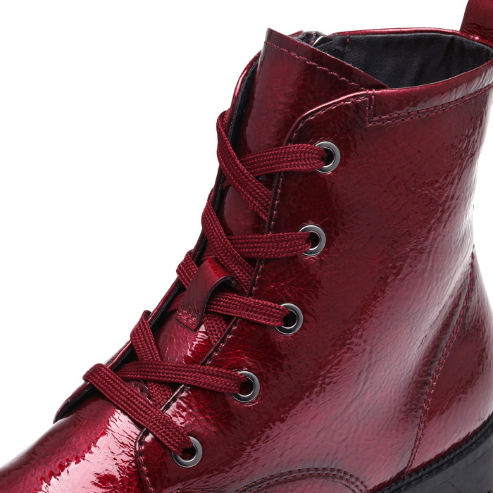 detail Dámské kotníkové boty Tamaris 1-25261-43 580 Vínové