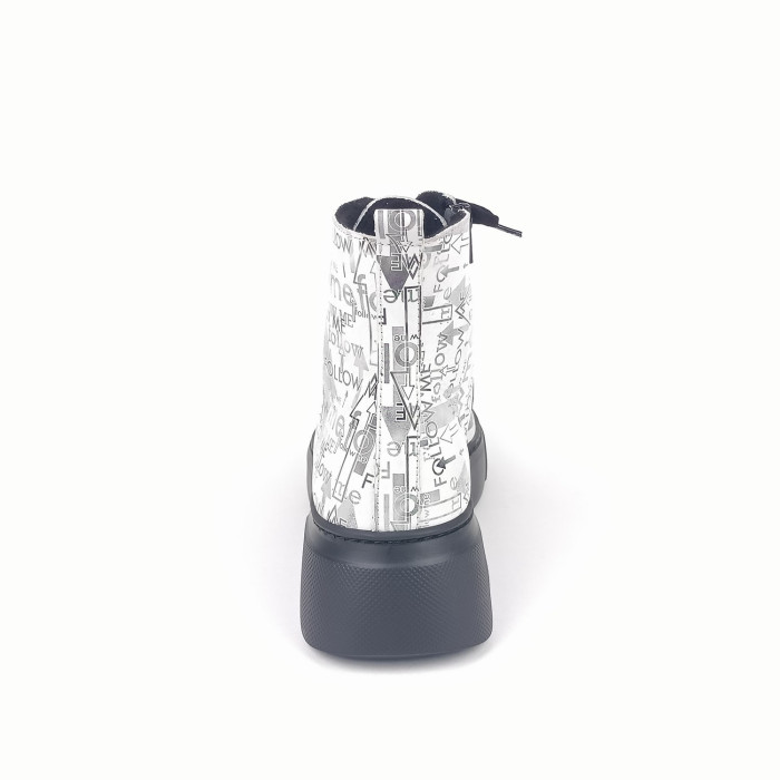 detail Dámské kotníkové boty Karyoka 3730 bílé