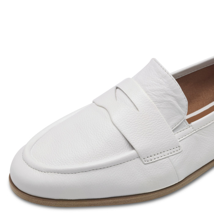 detail Dámské mokasíny Tamaris 1-24210-42 100 bílé