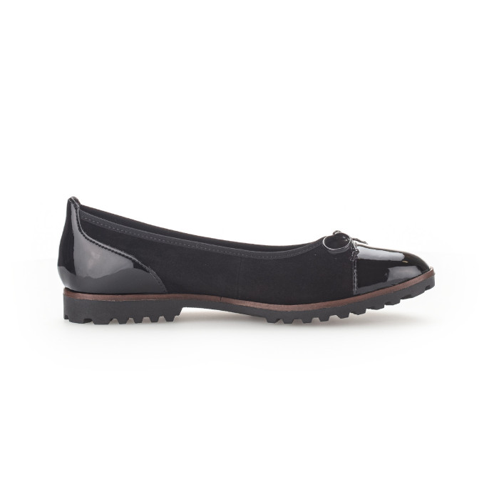 detail Dámské baleríny Gabor 04.100.37 černé