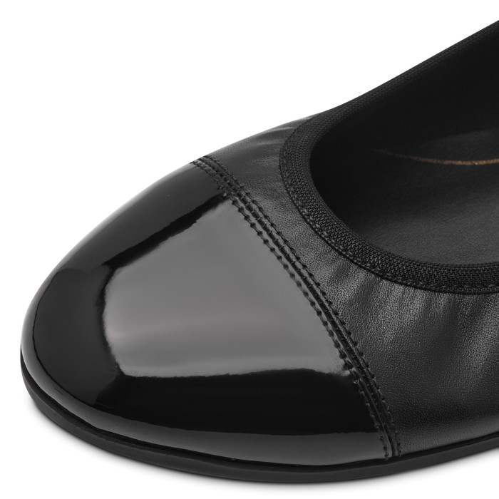 detail Dámské baleríny Tamaris 1-22124-42 001 černé