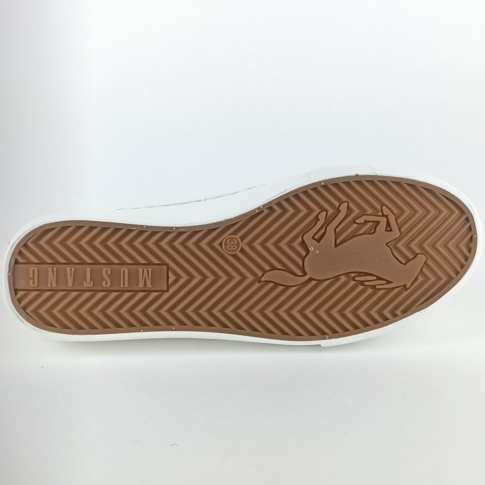 detail Dámské tenisky Mustang 1272-309-1 bílé