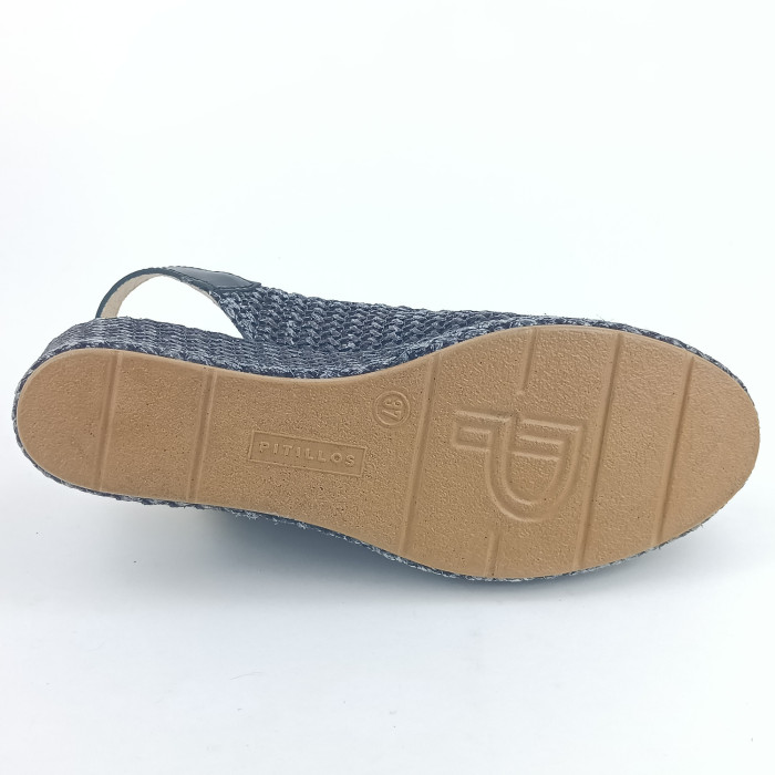 detail Dámské sandály na klínku Pitillos 10621 černé