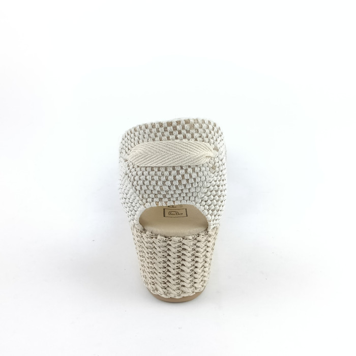 detail Dámské sandály na klínku Pitillos 10622 béžové