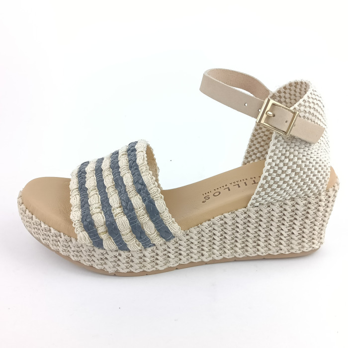 detail Dámské sandály na klínku Pitillos 10563 béžové