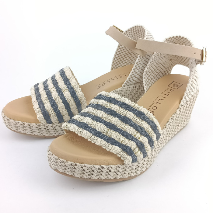 detail Dámské sandály na klínku Pitillos 10563 béžové