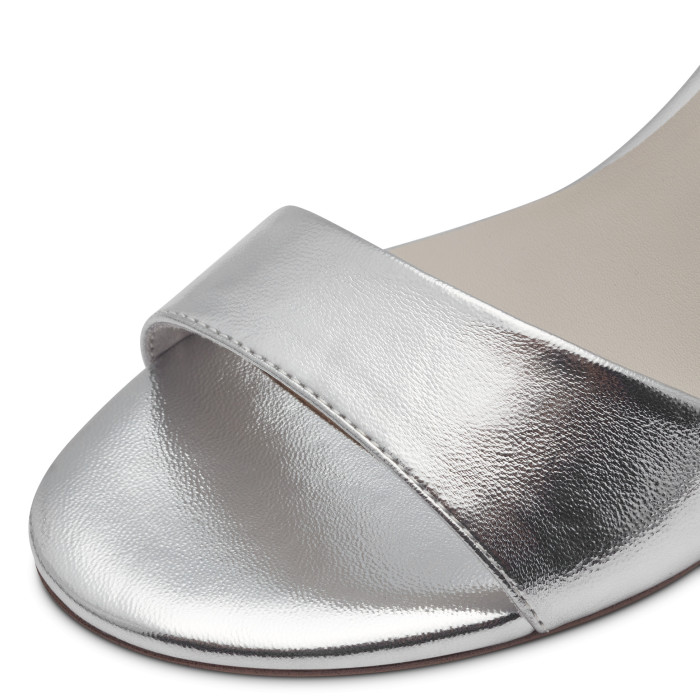 detail Dámské sandály na podpatku Tamaris 1-28008-42 941 stříbrné