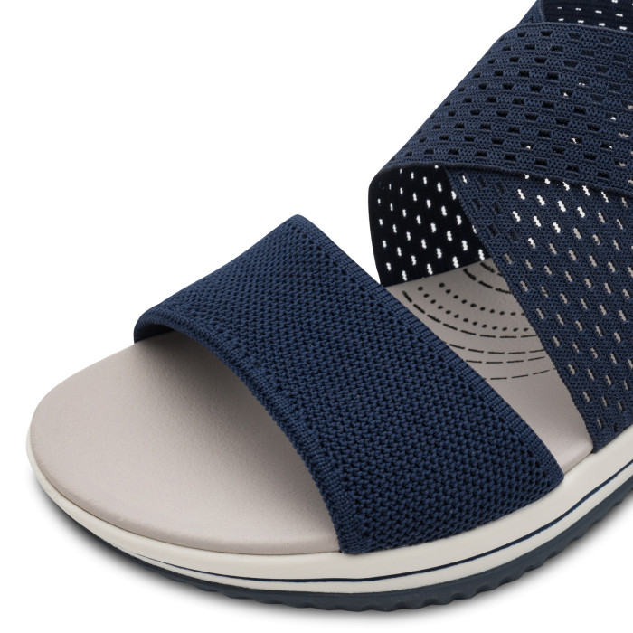 detail Dámské sandály na klínku Jana 8-28768-42 805 modré