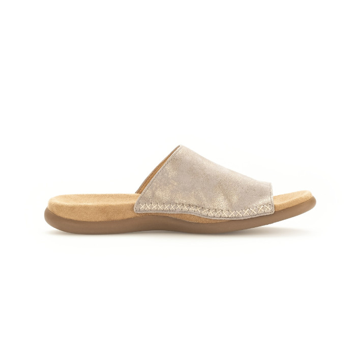 detail Dámské pantofle Gabor 63.700.62 metalické