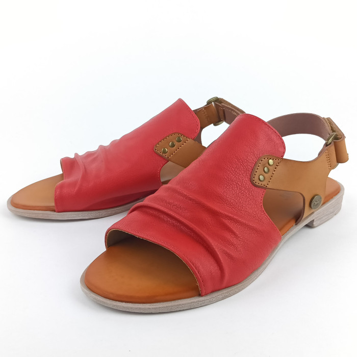 detail Dámské sandály na podpatku Mustang 1388-808-5 červené