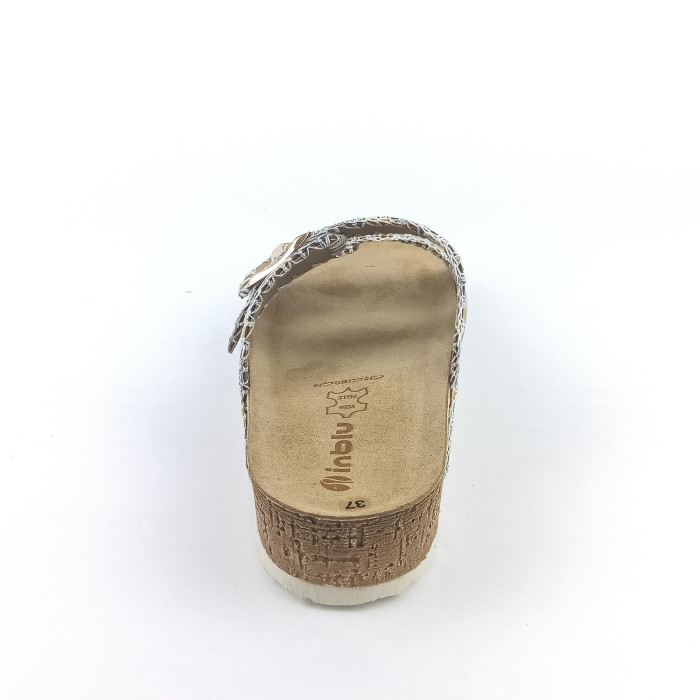 detail Dámské pantofle na platformě Inblu NM40 026 A2 hnědé