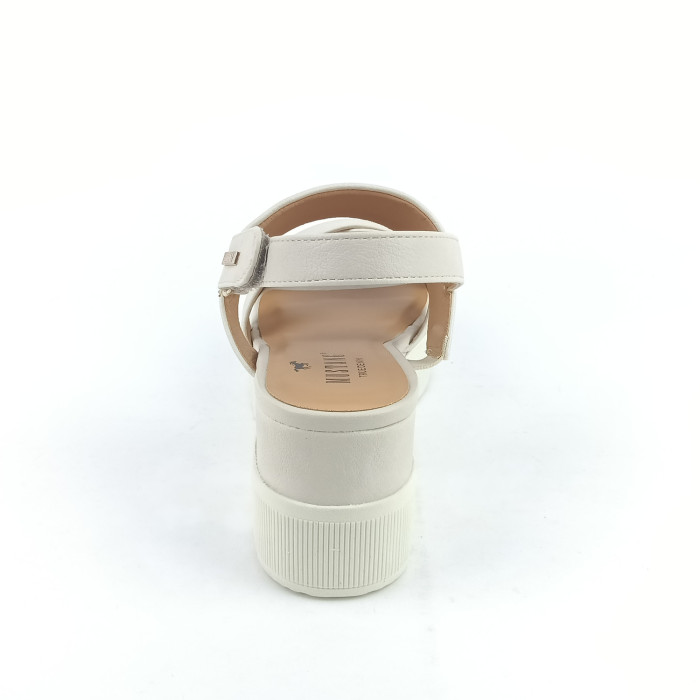 detail Dámské sandály na klínku Mustang 1459-801-243 béžové