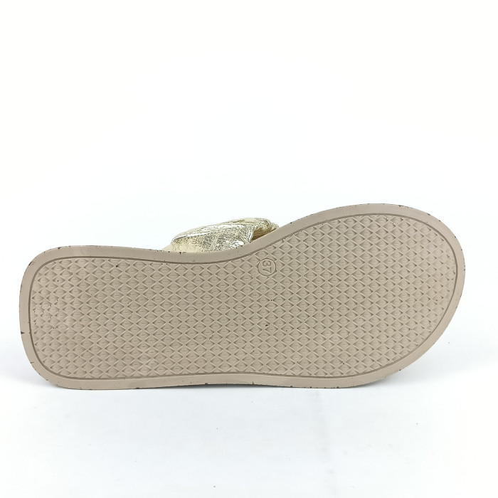 detail Dámské žabky na platformě Guero P021-252-6 zlaté