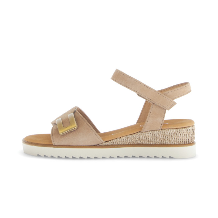 detail Dámské sandály na klínku Gabor 62.756.30 béžové