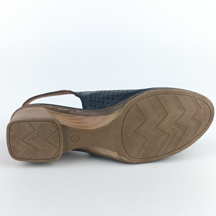 detail Dámské sandály na klínku Mago 034-Z-90 černé