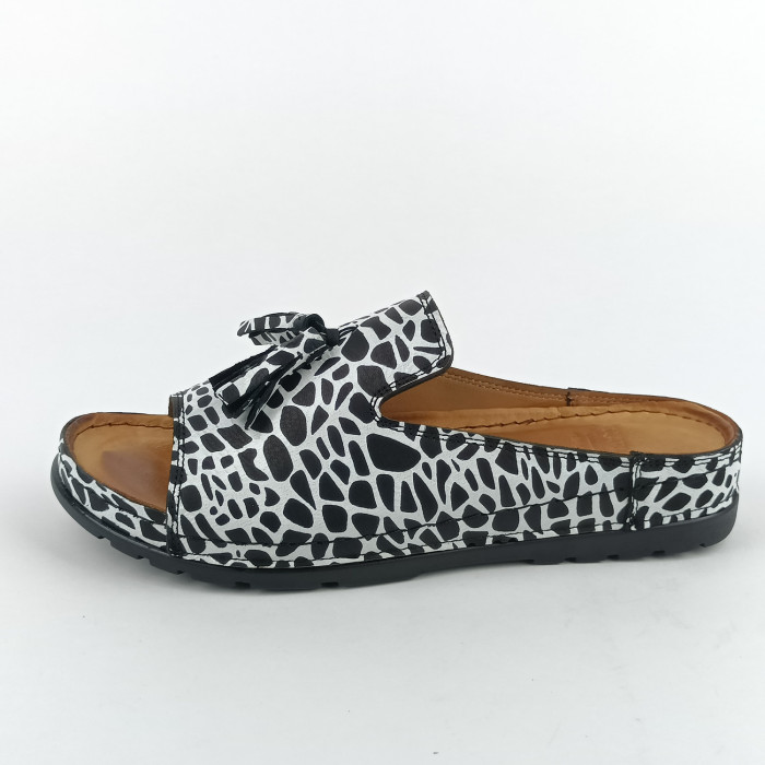 detail Dámské pantofle Karyoka 1723-841 multicolor