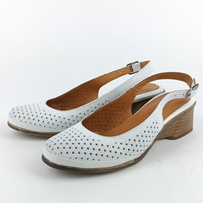 detail Dámské lodičky na klínku Mago 034-Z-90 bílé