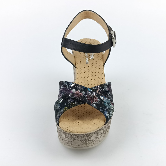 detail Dámské sandály na klínku Iberius 062-31029-M5-4Y černé