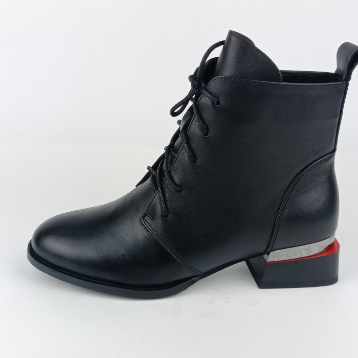 detail Dámské kotníkové zimní boty na podpatku Ladies AZLW2541 černé