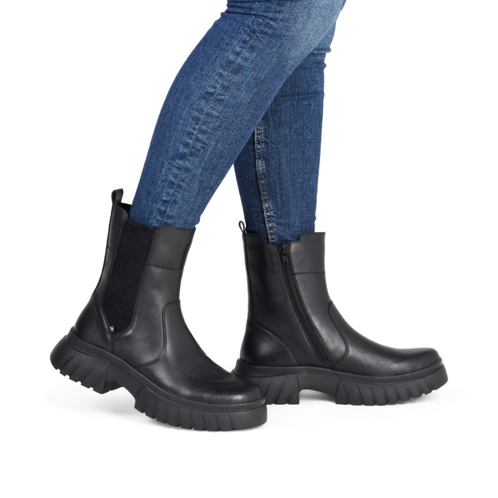 detail Dámské zimní boty Rieker W1876-00 černé