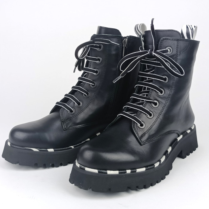 detail Dámské zimní kotníkové boty Piazza 960112-01 černé