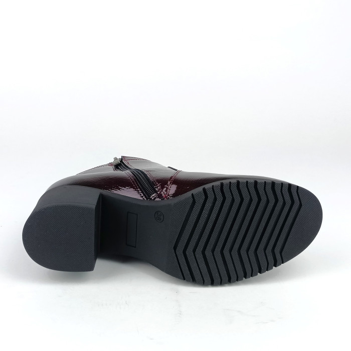 detail Dámské zimní boty na podpatku Barton 25174 vínové