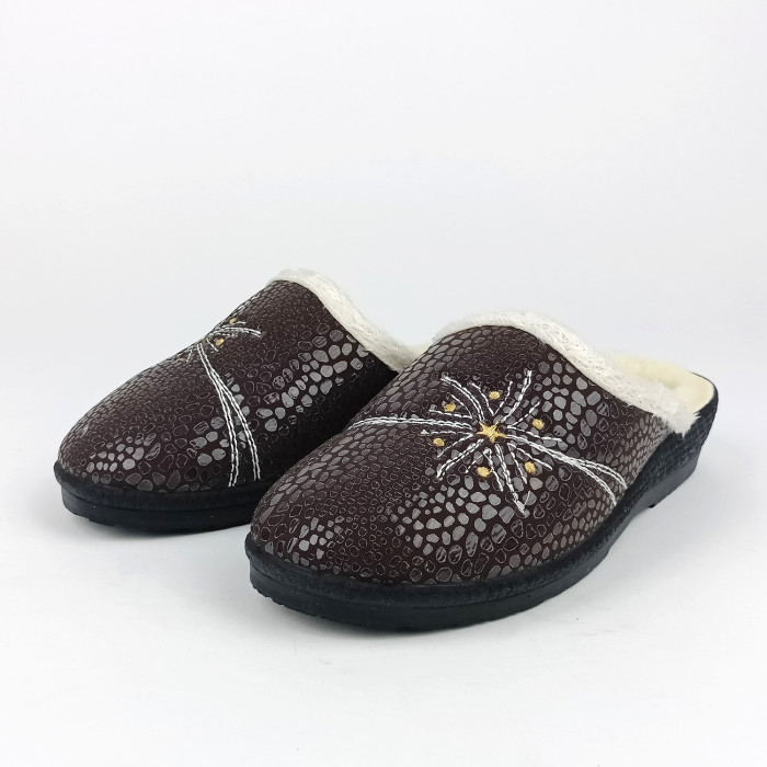 detail Dámské domácí pantofle Rogallo 3360/117 hnědé