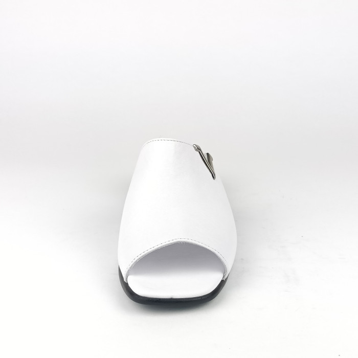 detail Dámské pantofle na podpatku Ladies 24324 bílé