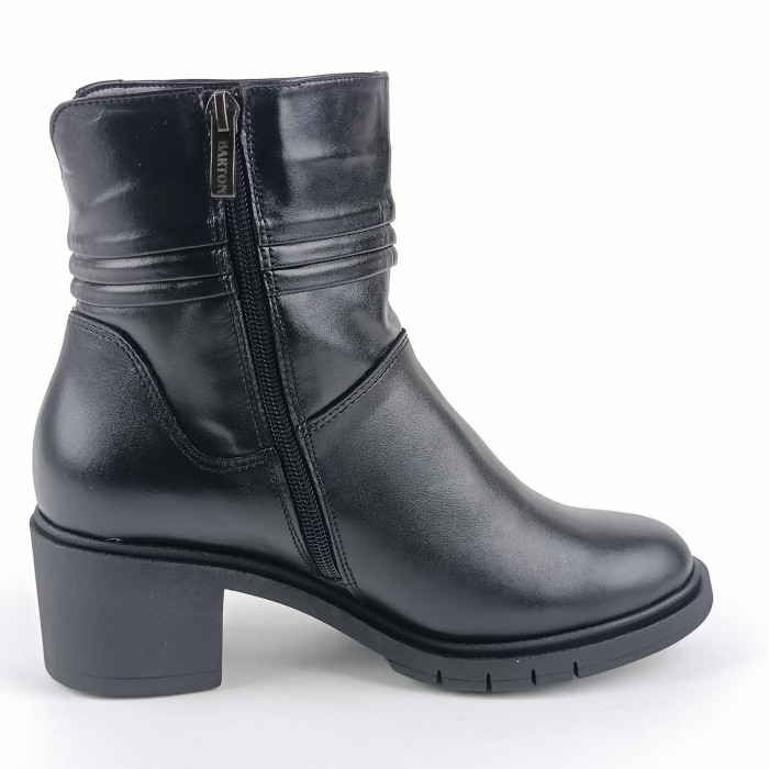 detail Dámské kotníkové boty Bartoň 24-2553 černé