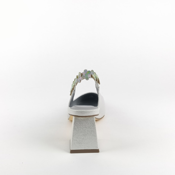 detail Dámské lodičky Menbur 25786 stříbrné