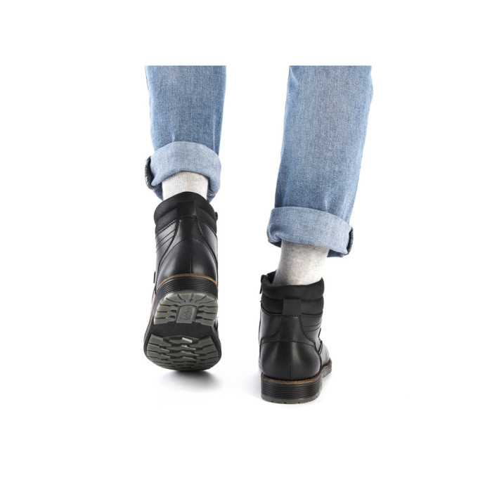 detail Pánské kotníkové boty Rieker F4544-00 černé