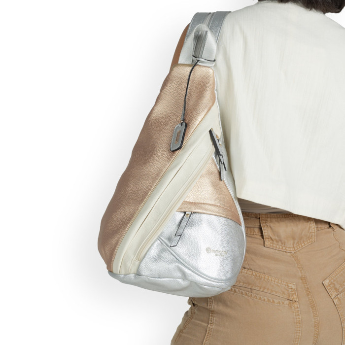 detail Remonte Q0530-90